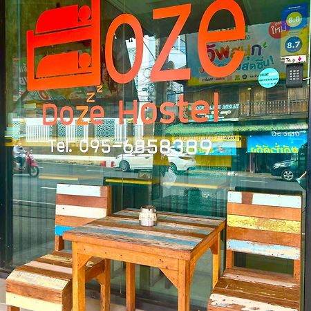 Doze Hostel Chiang Mai Exteriör bild