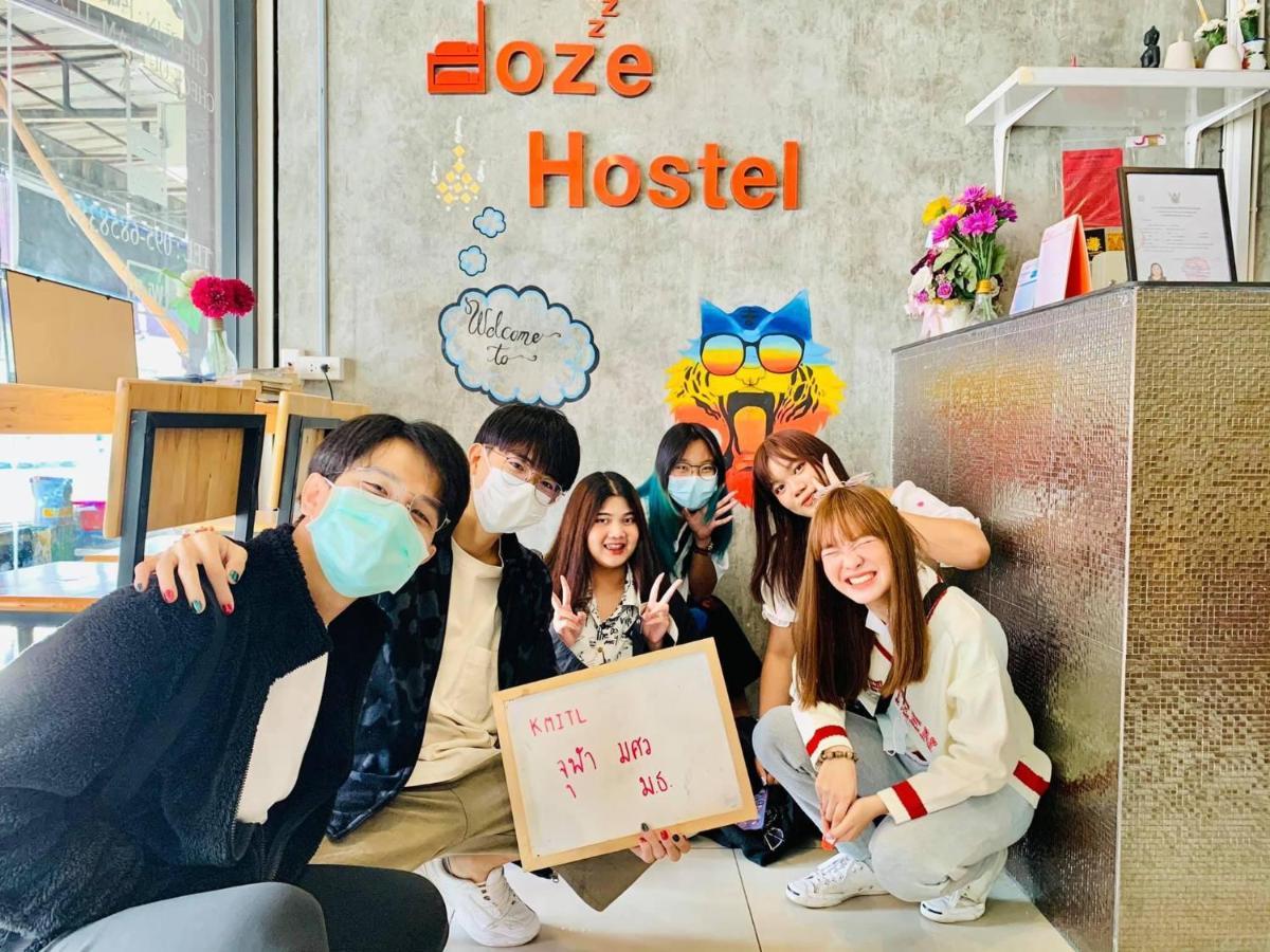 Doze Hostel Chiang Mai Exteriör bild