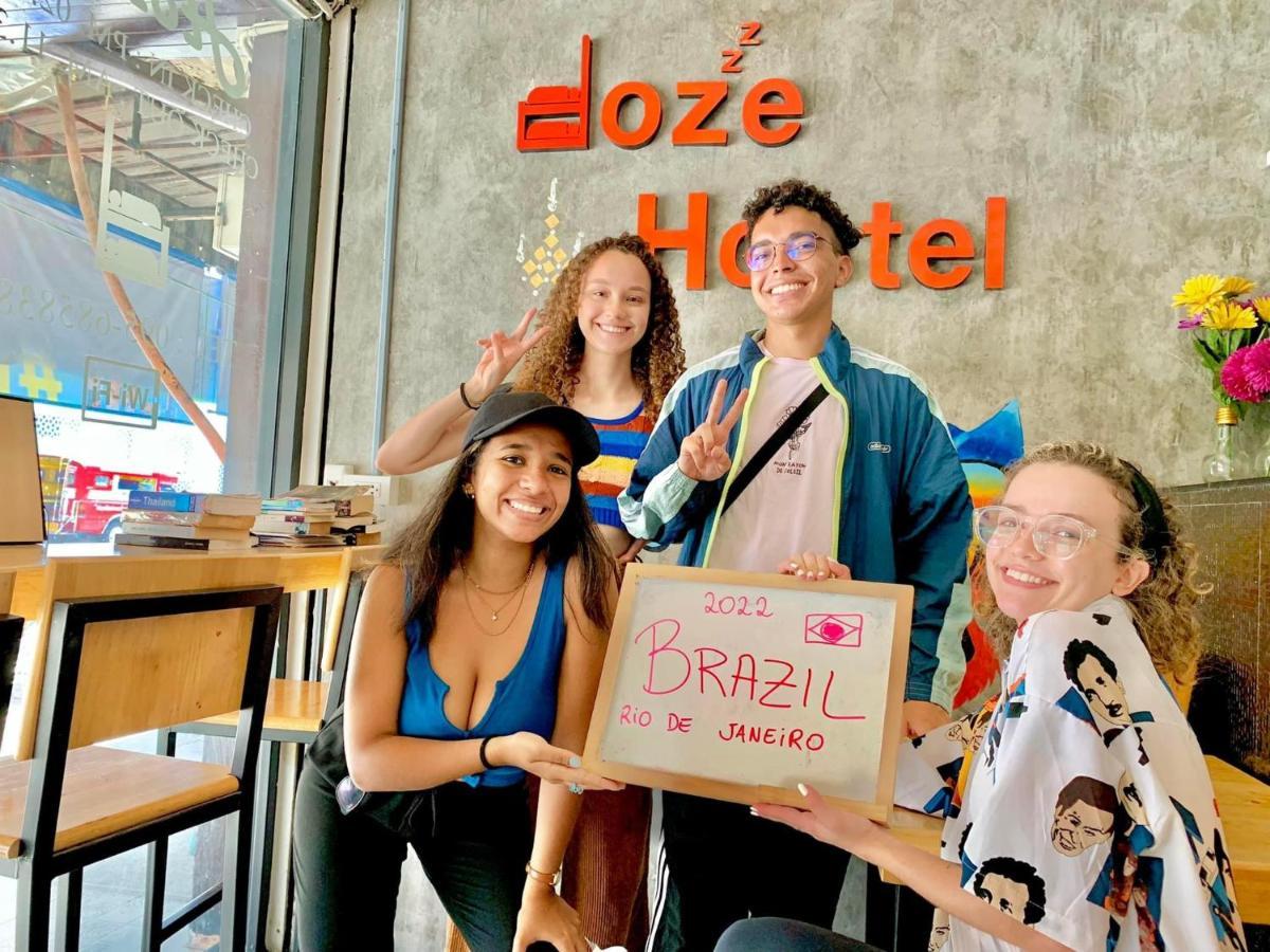 Doze Hostel Chiang Mai Exteriör bild